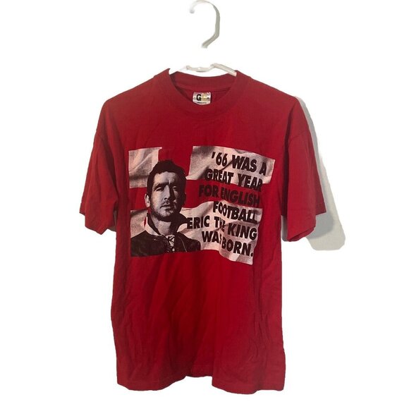 T-shirt Vintage Eric Cantona – Taille S – Rouge – Rare – Collection Foot